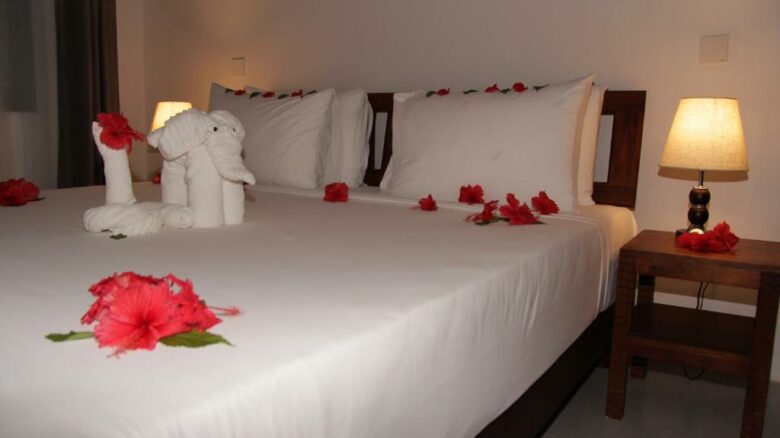 Suite_BAHARI_with_OCEAN_ACCESS_Manolo_Resort_005