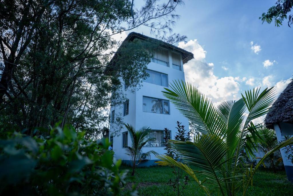 Mastersuite_WATERTOWER_with_OCEAN_VIEW_Manolo_Resort_002